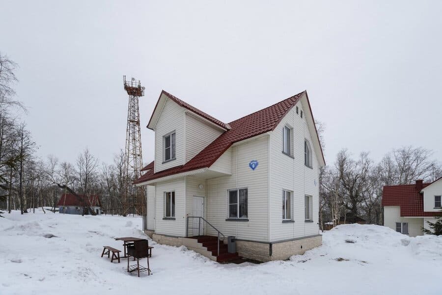 Guest cottage for 10 people No. 6